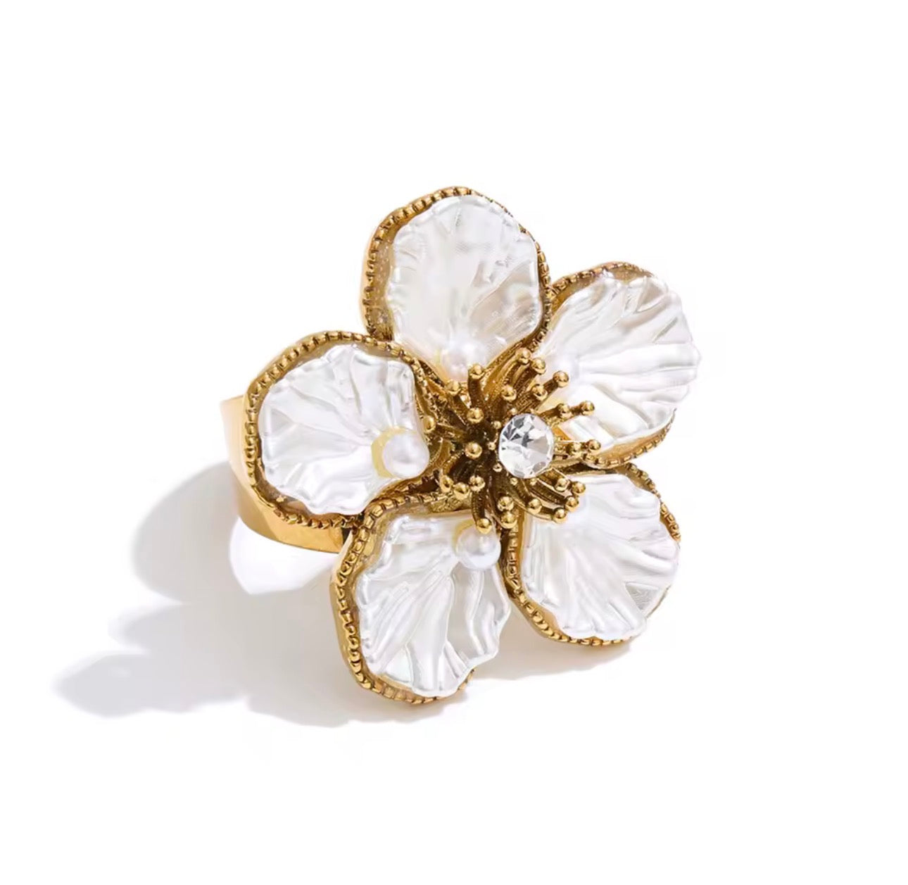 Oyster Flower Adjustable Ring