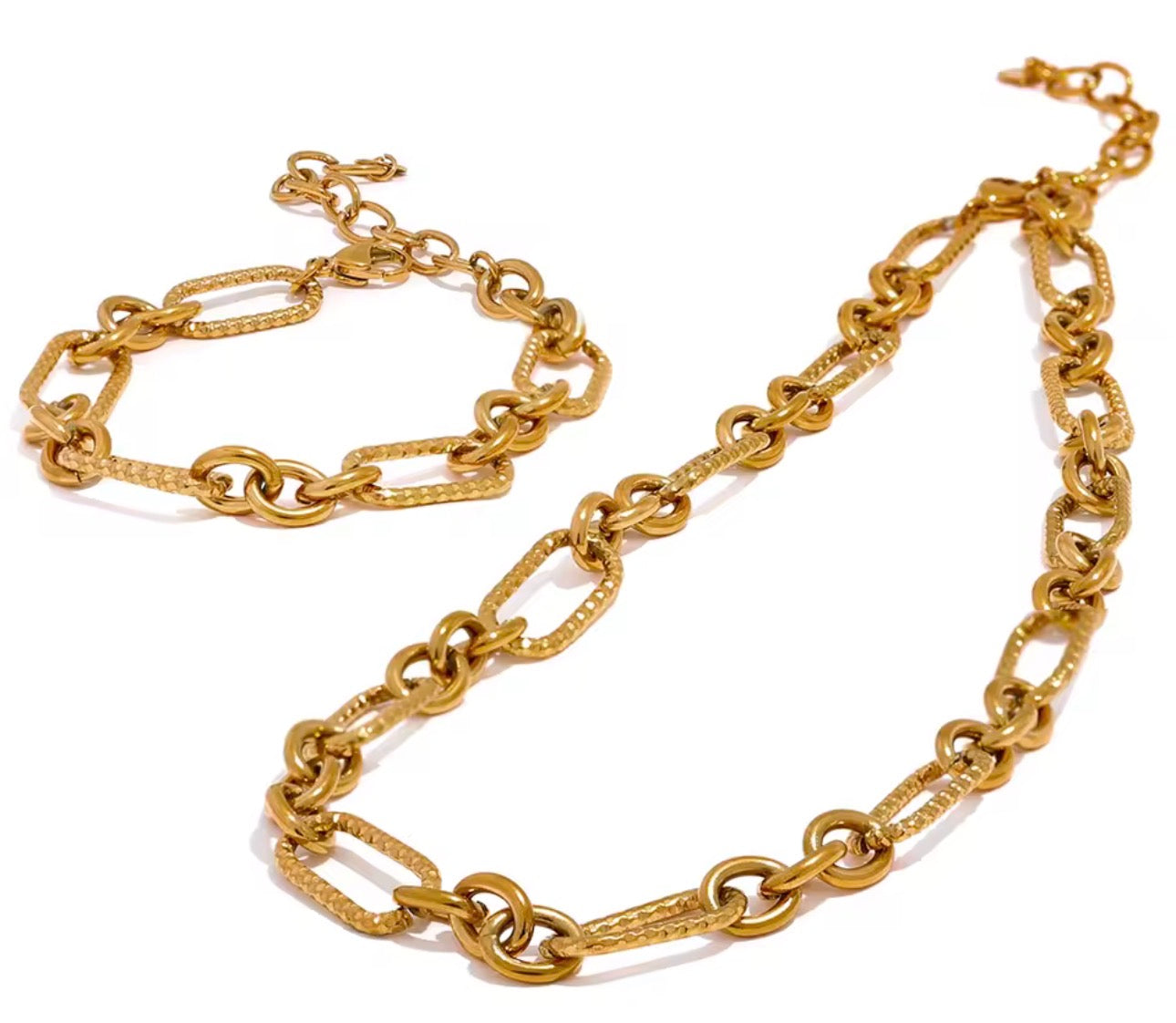 Ella Link Chain Necklace