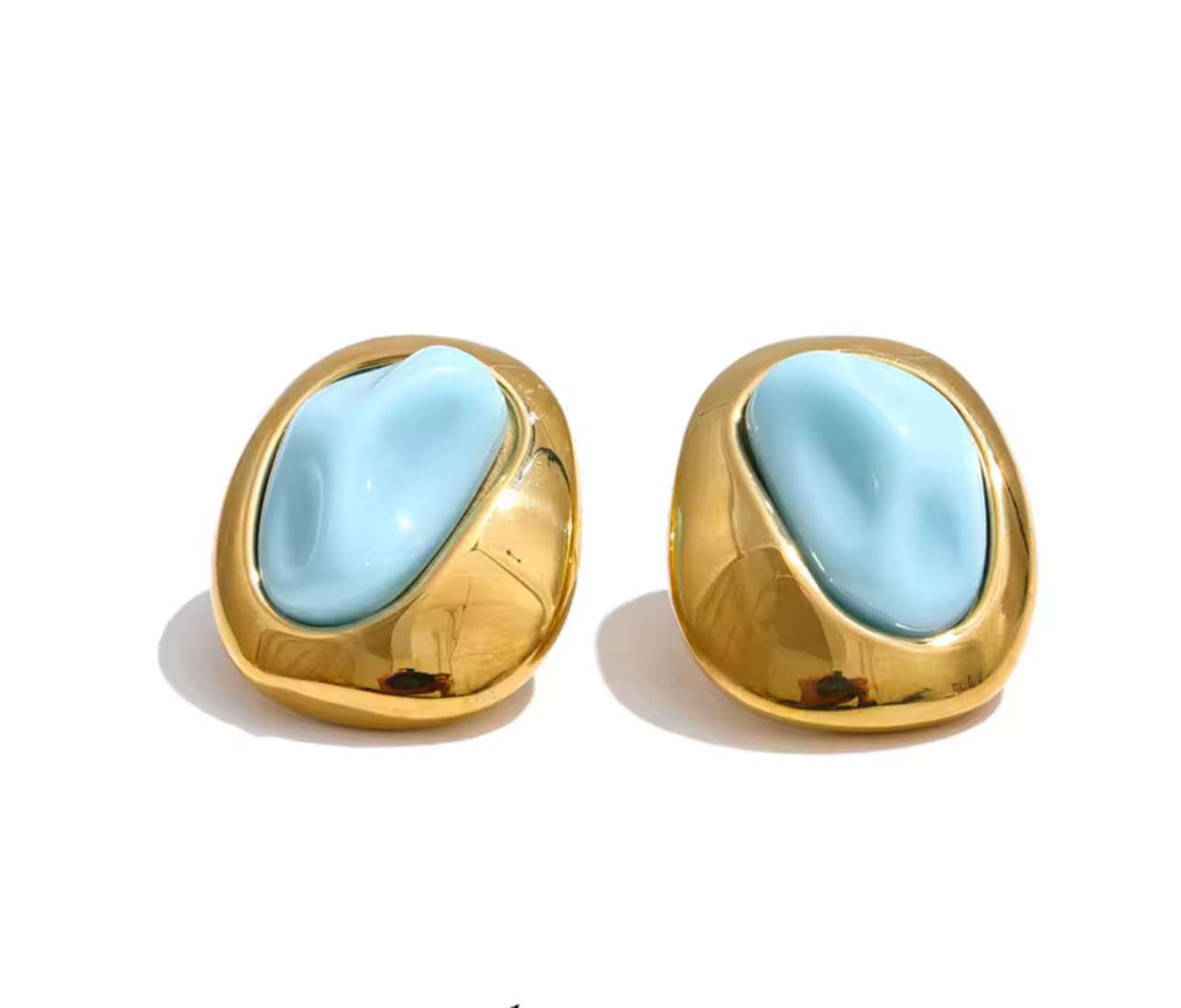 Aqua Studs