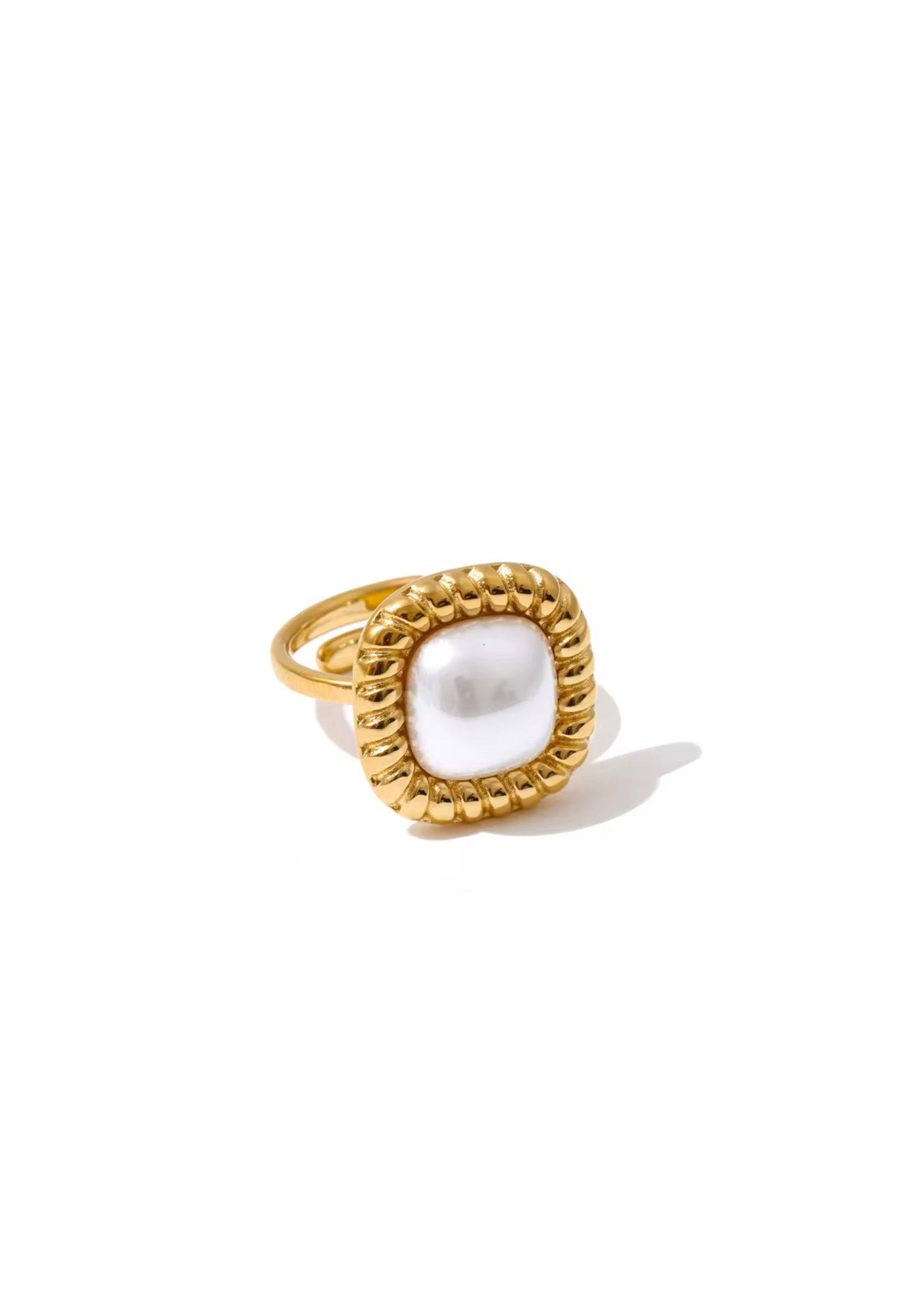 Royal radiance adjustable ring ￼