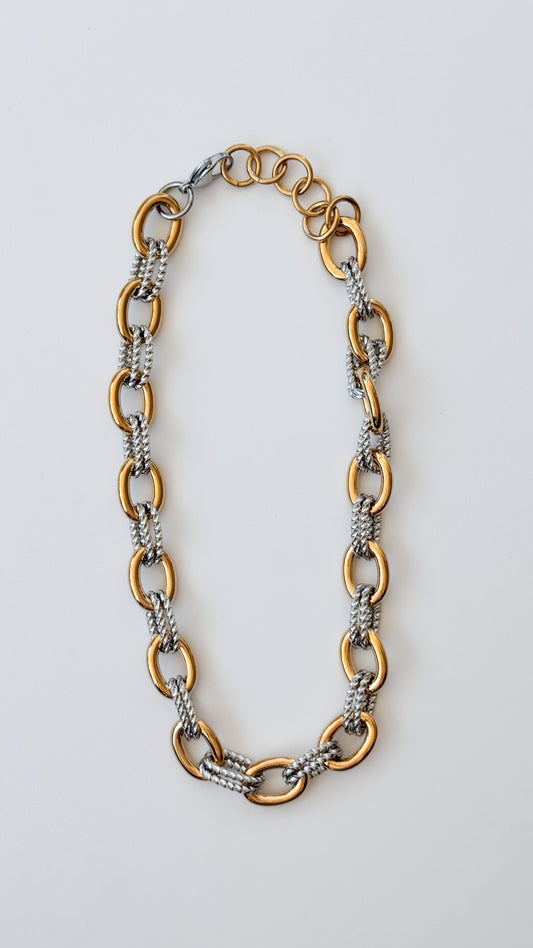 Mix metal chain-link necklace ￼