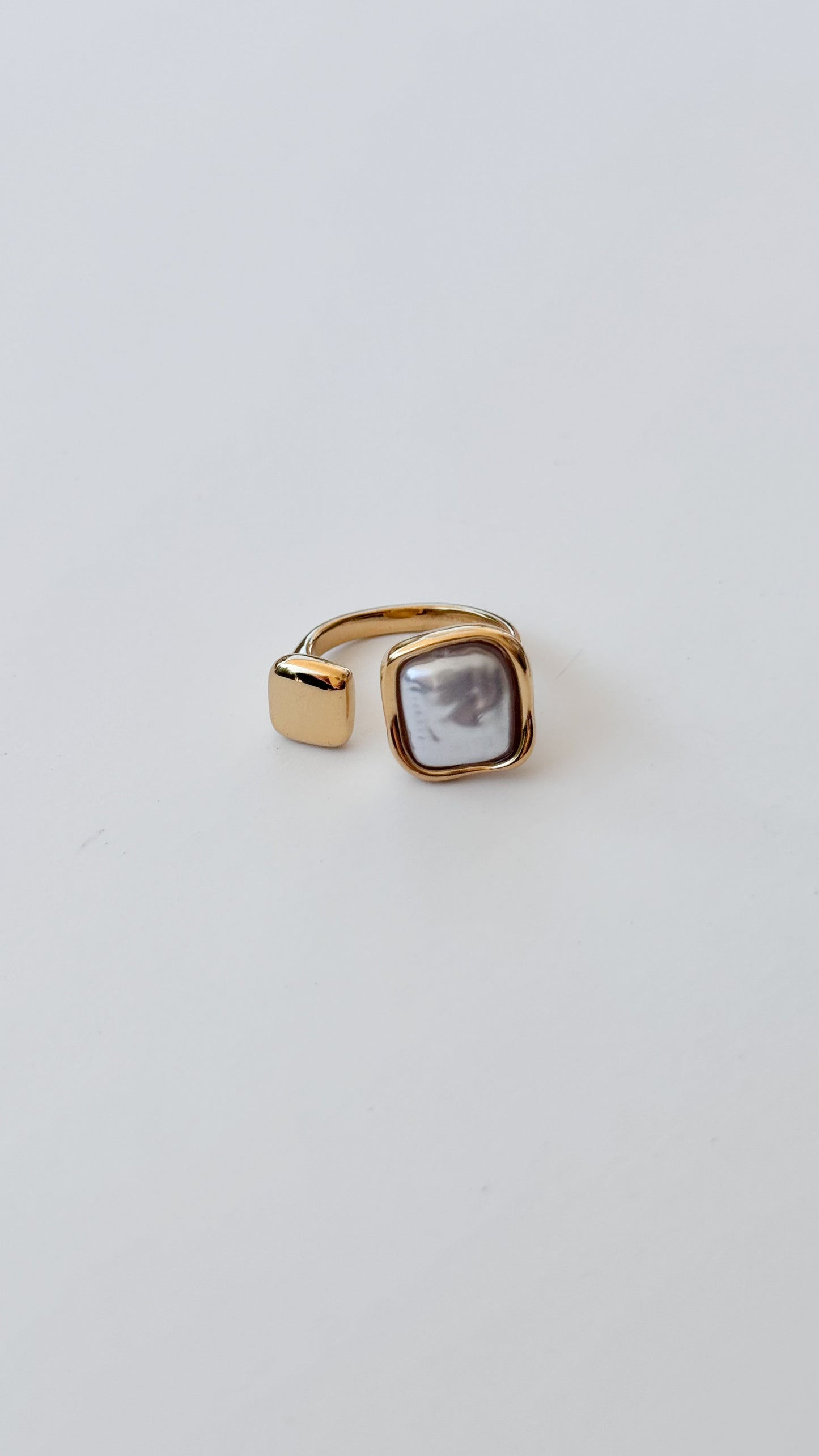 Golden Horizon Ring