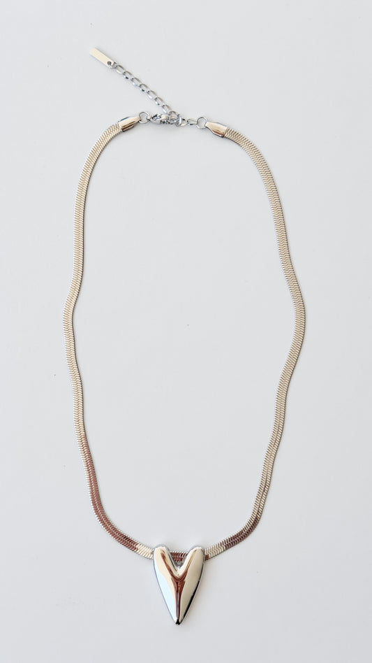 Heartbeat Necklace ￼