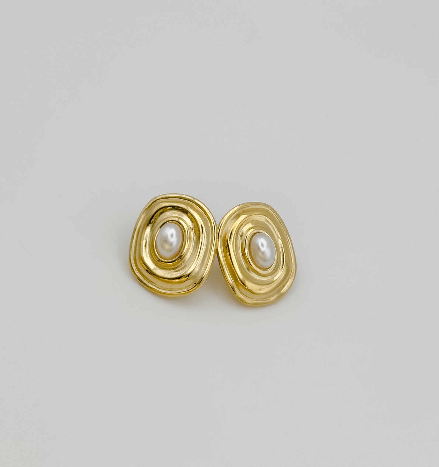 Ripple Gold Earring