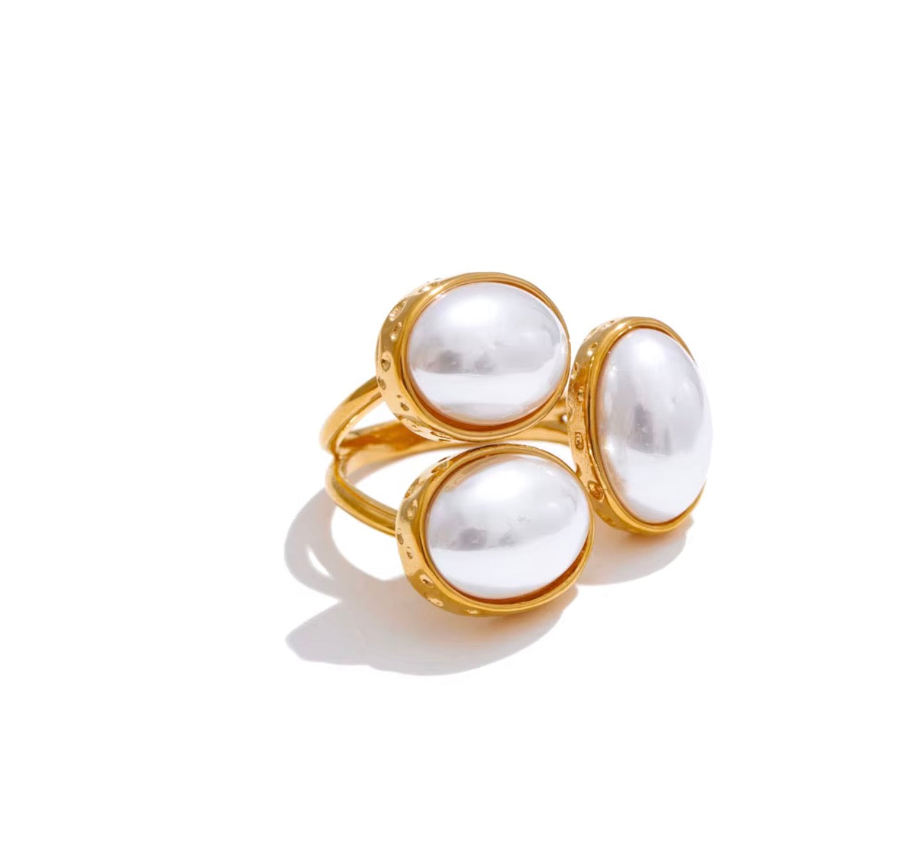 Leilani Adjustable Ring￼