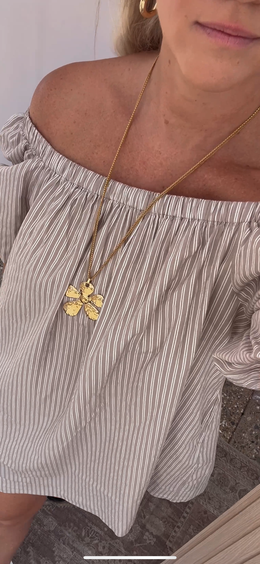 Metal Flower Necklace